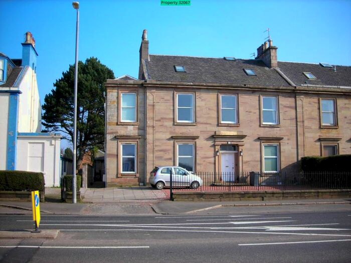 3 Bedroom Flat To Rent In C Renfrew Road, Paisley, PA3
