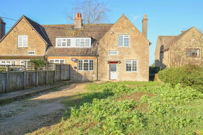 3 Bedroom Semi-Detached House For Sale In Easton Town, Sherston, Malmesbury SN16