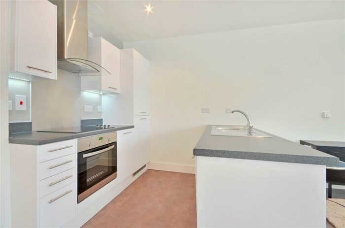 Studio To Rent In Blackburn Road, West Hampstead, NW6