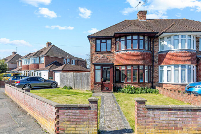 3 Bedroom Semi Detached House For Sale In Stockbridge Gardens, Chichester, PO19