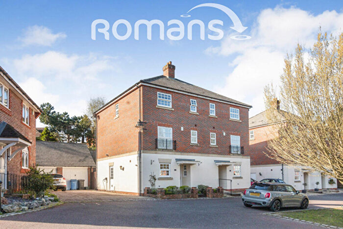 4 Bedroom Semi-Detached House To Rent In Upper Mount Street, Elvetham Heath, Fleet, GU51