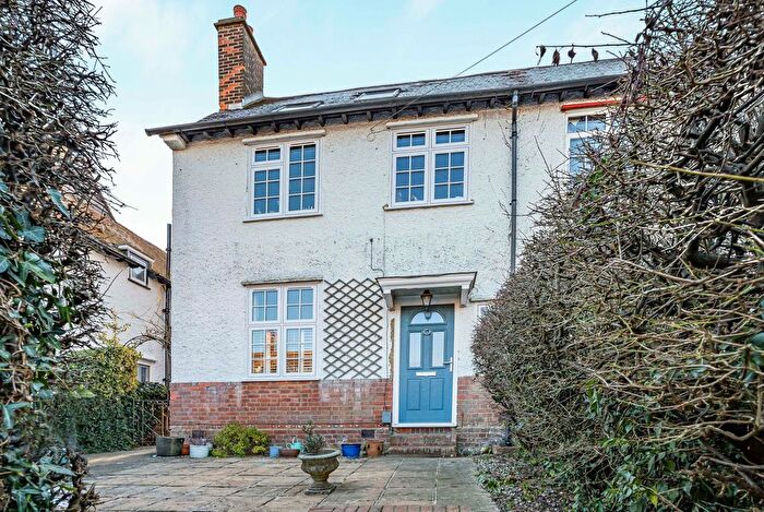 4 Bedroom Semi-Detached House For Sale In Greenway, Berkhamsted, HP4