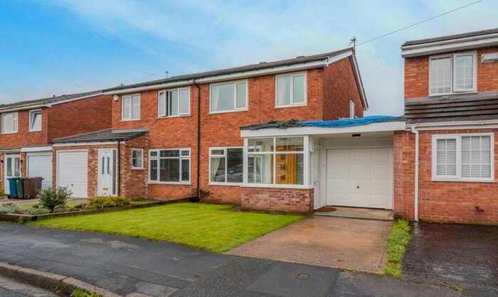 3 Bedroom Semi-Detached House To Rent In Rivington Drive, Burscough, L40