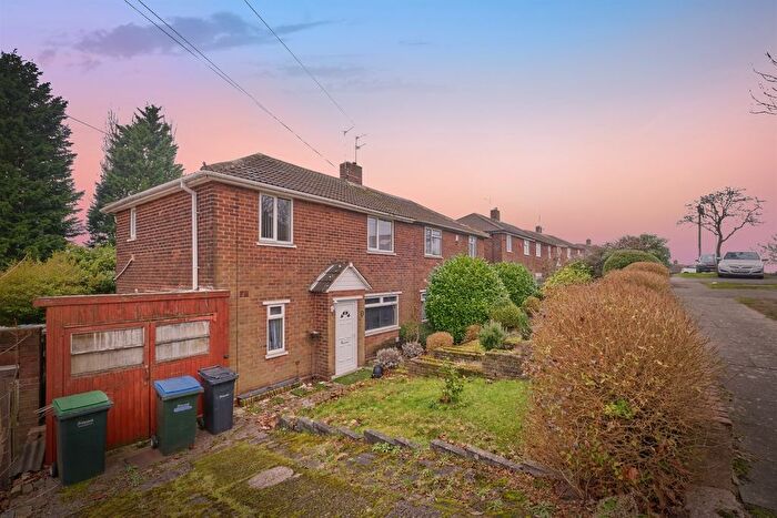 3 Bedroom Semi-detached House For Sale In Highfield Road, Great Barr, Birmingham, B43