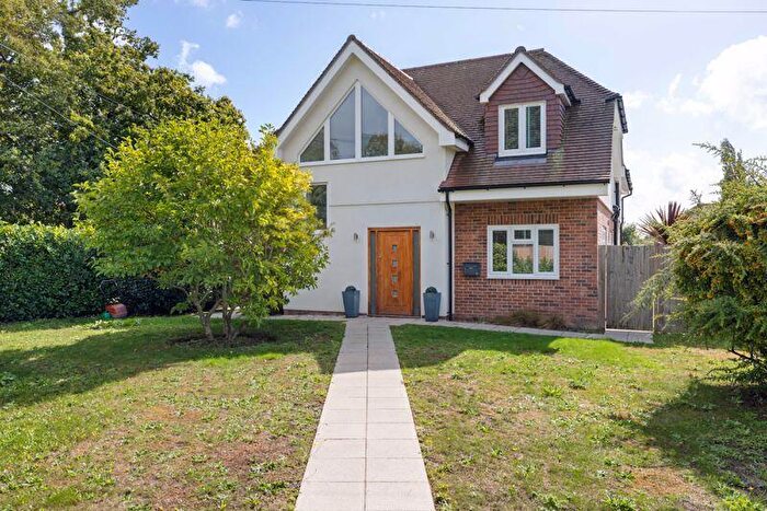 4 Bedroom Detached House For Sale In Stane Street, Chichester, PO18