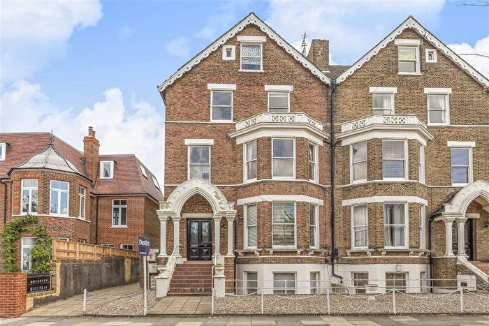 1 Bedroom Flat To Rent In Kew Gardens Road, Kew Gardens Road, TW9