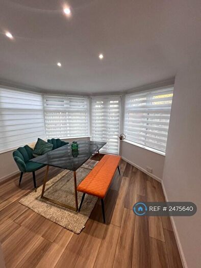 2 Bedroom Terraced House To Rent In Newton Terrace, Bromley, BR2