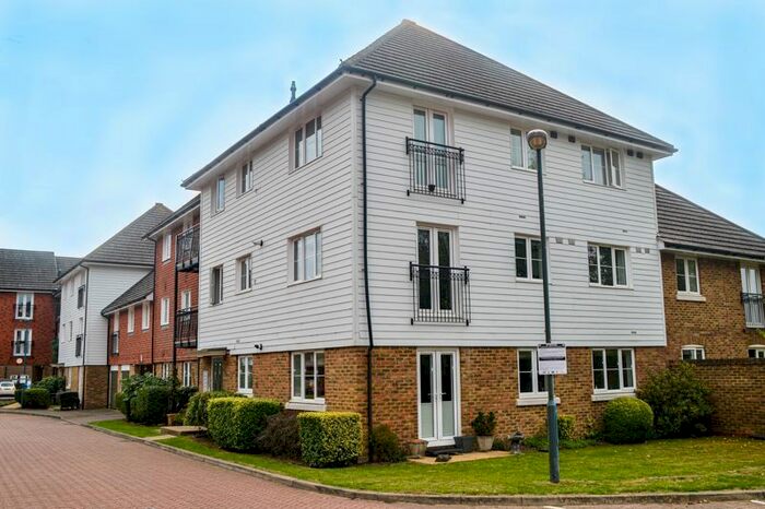 2 Bedroom Flat To Rent In Albion Way, Marlpit Hill, Edenbridge TN8