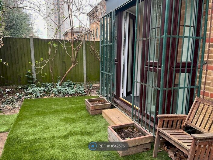 1 Bedroom Flat To Rent In Fairmont House, London, E3