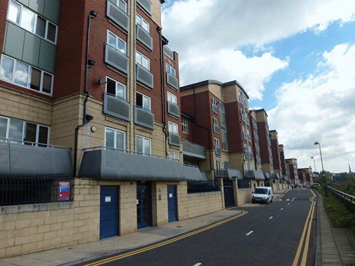 2 Bedroom Apartment To Rent In High Quay, Newcastle Upon Tyne, NE1