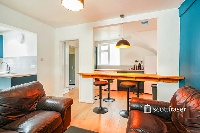 4 Bedroom Semi-Detached House To Rent In Edgeway Road, Marston, Oxford, OX3