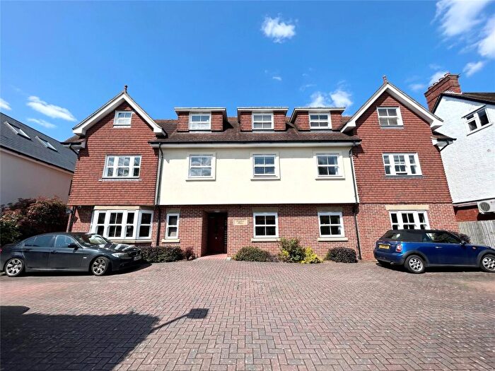 2 Bedroom Apartment To Rent In Denton Place, Denton Road, Wokingham, Berkshire, RG40