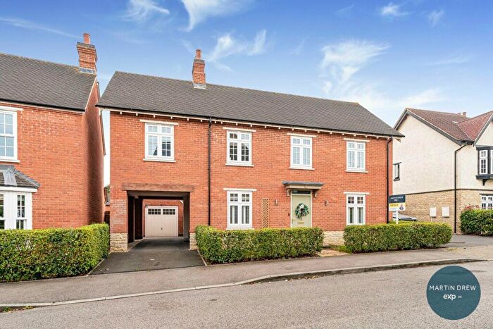 4 Bedroom Detached House For Sale In Bronnley Way, Brackley, NN13