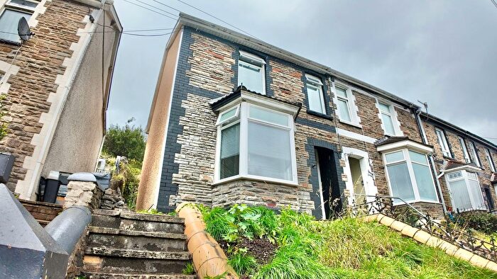 3 Bedroom Terraced House For Sale In Queens Road, Elliots Town, NP24