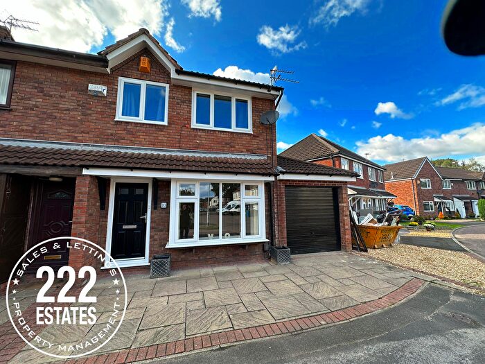 3 Bedroom Semi-Detached House To Rent In Tweedsmuir Close, Fearnhead, Warrington, WA2