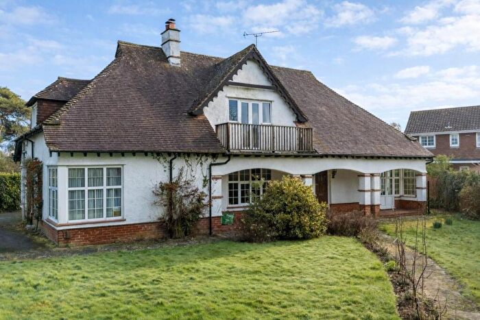 4 Bedroom Detached House For Sale In Old Street, Hill Head, Fareham, PO14