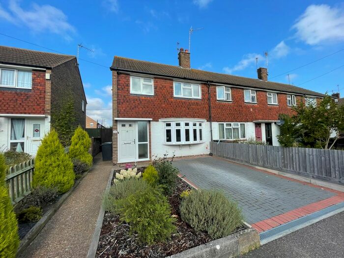 3 Bedroom End Of Terrace House To Rent In Ashington Road, Eastbourne, BN22