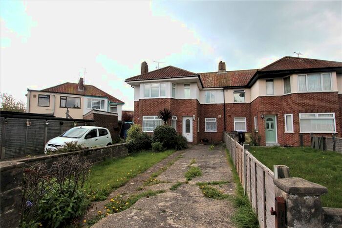 2 Bedroom Flat To Rent In Ardingly Drive, Goring, Worthing, West Sussex, BN12