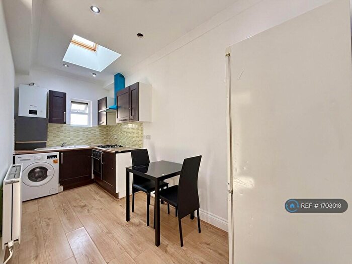 1 Bedroom Flat To Rent In Lewisham High Street, London, SE13