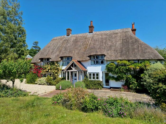 5 Bedroom Detached House For Sale In Brightwalton, Newbury, Berkshire, RG20