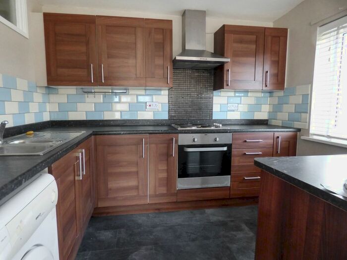 1 Bedroom Flat To Rent In Acomb Court, Killingworth, Newcastle Upon Tyne NE12