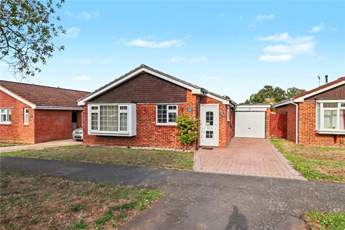 3 Bedroom Bungalow For Sale In Thursby Road, Woking, Surrey, GU21