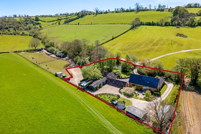 11 Bedroom Detached House For Sale In Shenington Road, Upper Tysoe, CV35