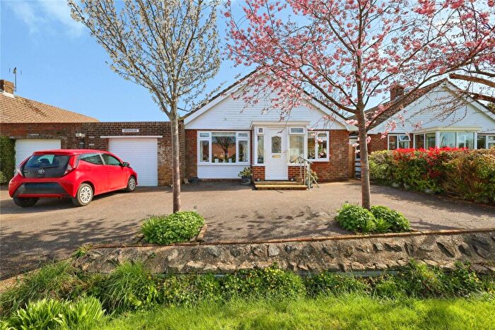 3 Bedroom Bungalow For Sale In Rushey Green, Ringmer, Lewes, East Sussex, BN8