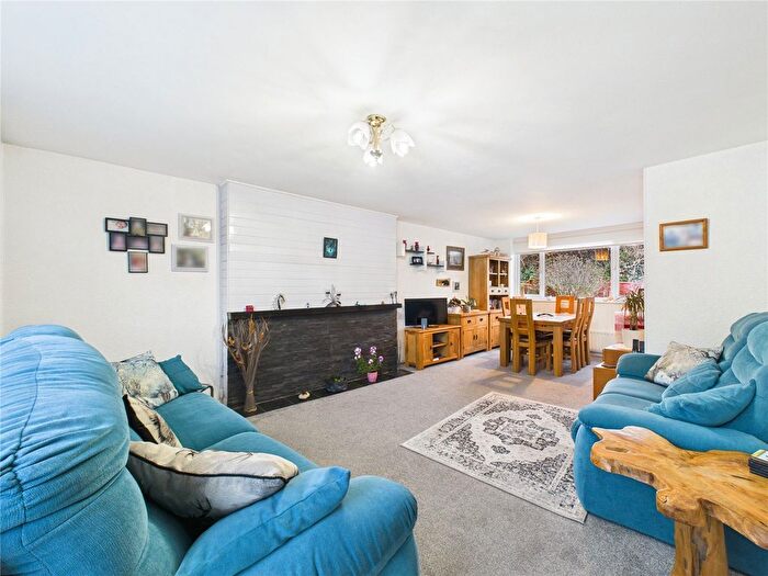 3 Bedroom Semi Detached House For Sale In Hengrove Lane, Bristol, BS14