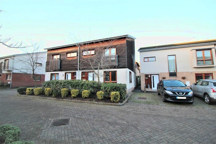 3 Bedroom Semi-Detached House To Rent In Great Mead, Chippenham, SN15