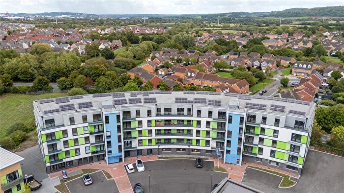 2 Bedroom Apartment For Sale In Harbour Crescent, Portishead, Bristol, Somerset, BS20