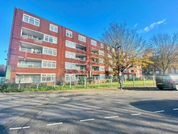 5 Bedroom Terraced House To Rent In Edgecot Grove, London, N15