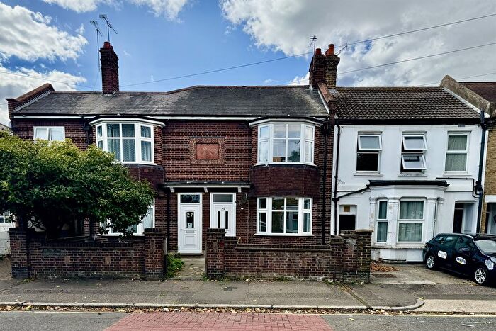 2 Bedroom Flat To Rent In Princes Street, Southend-On-Sea, SS1