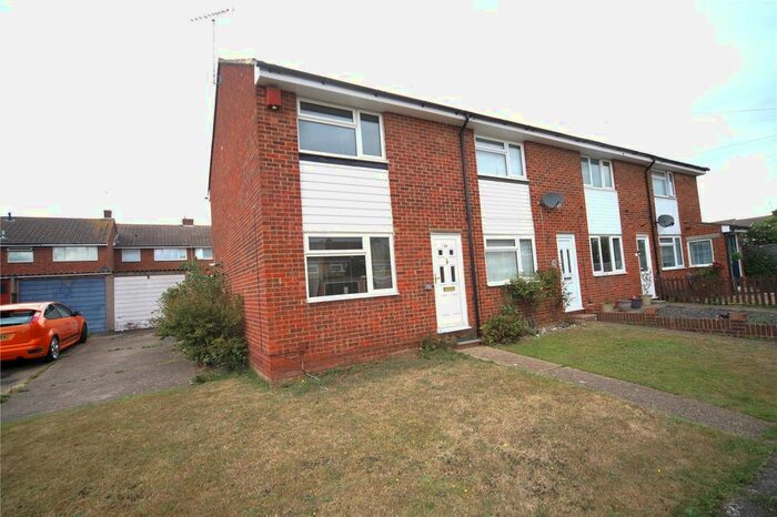 2 Bedroom End Of Terrace House To Rent In Tallis Close, Stanford Le Hope, Essex, SS17