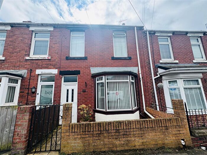 3 Bedroom Property For Sale In South Street, Newbottle, Houghton Le Spring, DH4