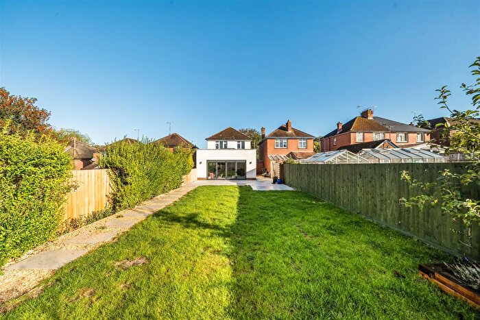 4 Bedroom Detached House For Sale In Damers Road, Dorchester, DT1