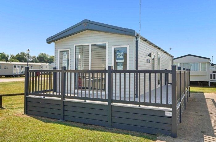 2 Bedroom Park Home For Sale In Broadland Sands Holiday Park, NR32