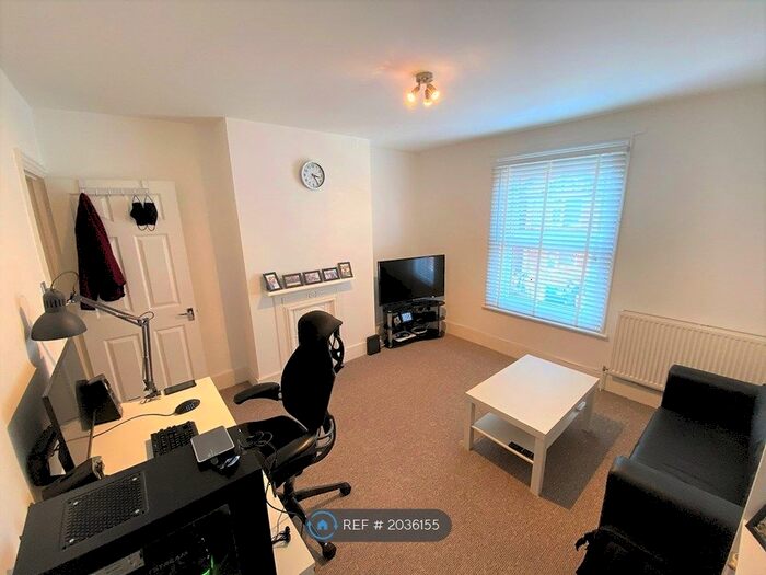1 Bedroom Flat To Rent In Rupert Road, Guildford, GU2