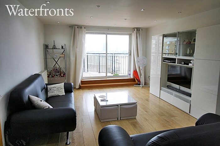 2 Bedroom Apartment To Rent In Jamestown Way, London, E14