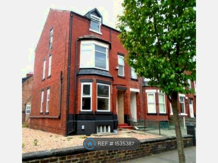 8 Bedroom End Of Terrace House To Rent In Egerton Road, Manchester, M14