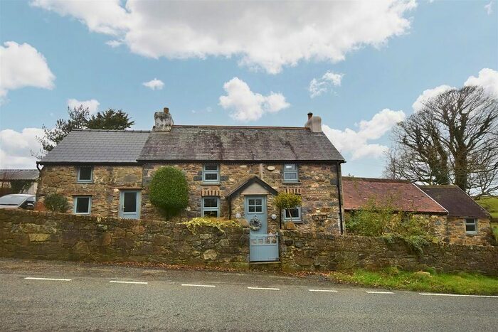 4 Bedroom Detached House For Sale In Manorowen, Fishguard, SA65