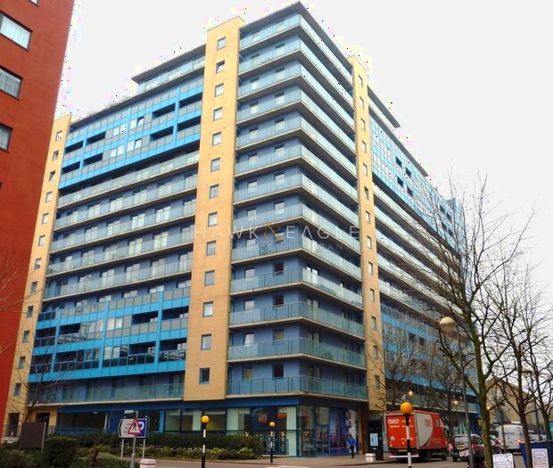 2 Bedroom Flat To Rent In Westgate Apartments, Western Gateway, London, Greater London., E16