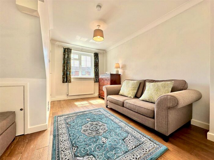 2 Bedroom Terraced House For Sale In Cherrytree Close, Owlsmoor, Sandhurst, Berkshire, GU47