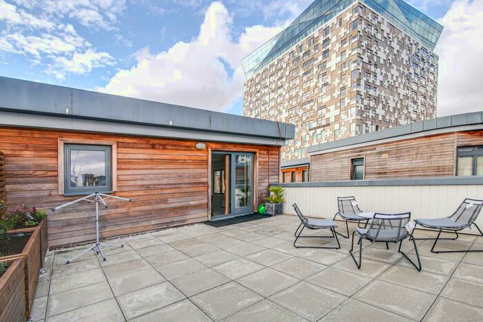 2 Bedroom Apartment To Rent In Upper Marshall Street, Birmingham, B1