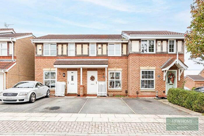 2 Bedroom Terraced House For Sale In Buckingham Grove Scartho Top, Grimsby, DN33