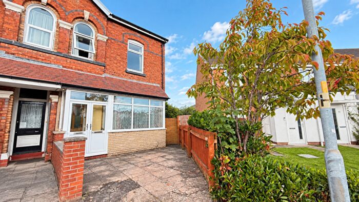 3 Bedroom Semi-Detached House For Sale In Virginia Street, Southport, Merseyside, PR8