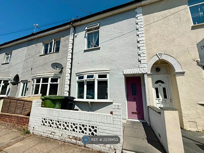 3 Bedroom Terraced House To Rent In Essex Road, Southsea, PO4