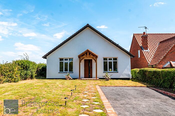 3 Bedroom Detached Bungalow For Sale In Fosse Road, East Stoke, NG23