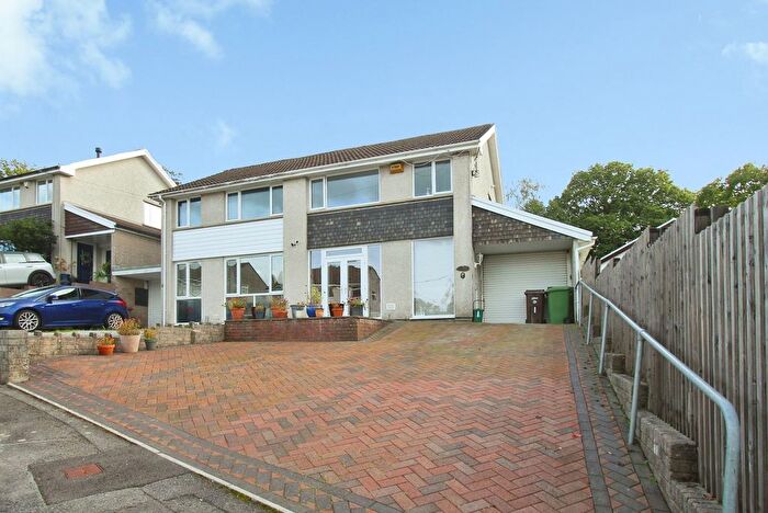 3 Bedroom Semi-Detached House For Sale In St. Annes Gardens, Maesycwmmer, Hengoed, CF82