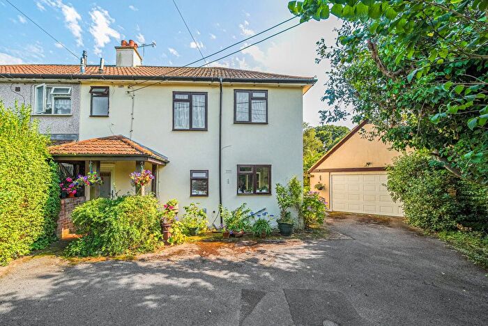 3 Bedroom Semi-Detached House For Sale In Mundays Boro Road, Puttenham, Guildford, GU3
